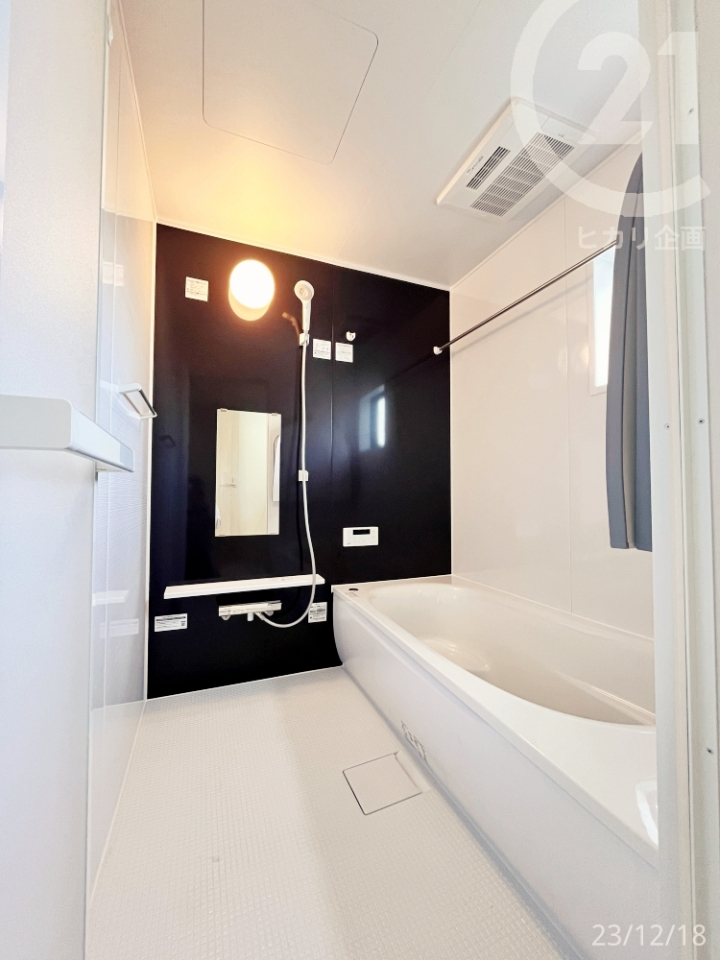  1坪サイズバスルーム／浴室換気乾燥暖房機