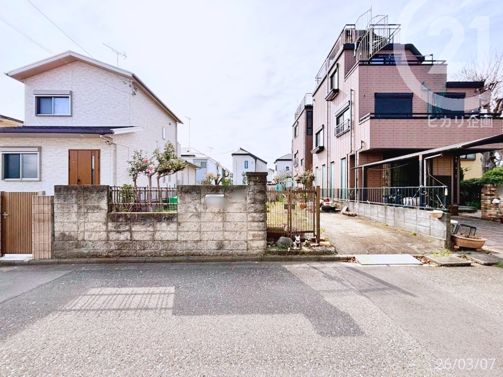  ���H�ɐڂ��镝��8.6��