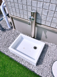  お庭には水栓あり