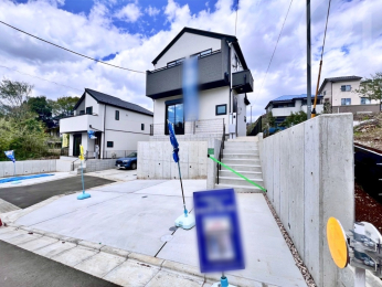  高台となっており、採光確保◎