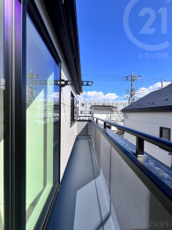  2部屋に面したバルコニー