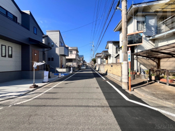  東側道路