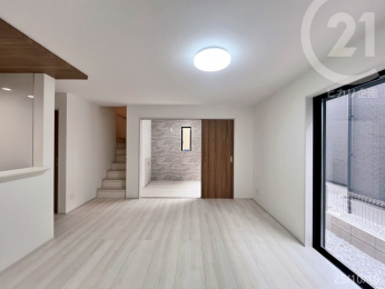  LDK15.25ؖڂꂽfUC̋Ԃł