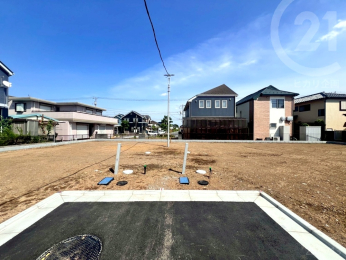  新設道路は袋小路につき、安心して駐車できそうです。