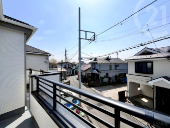  南向きで日当たりの良いバルコニーです。
