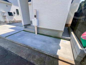  自転車など置ける土間スペースあり
