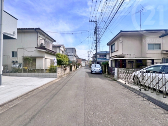 周辺は閑静な住宅街です。
