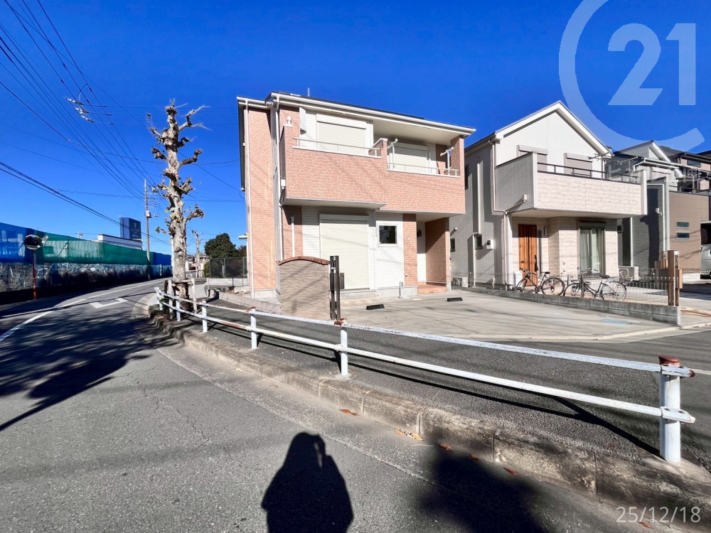  �쑤�����H�ɖʂ��Ă��邽��1�K�܂œ�������̗ǂ��Z�܂��B