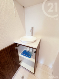  1階トイレ前手洗い