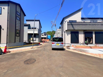  敷地面積約36.6坪～約39.3坪の大型開発分譲地♪小学校＆スーパー徒歩10分以内で生活環境良好です。