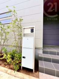  宅配ボックス一体型機能門柱