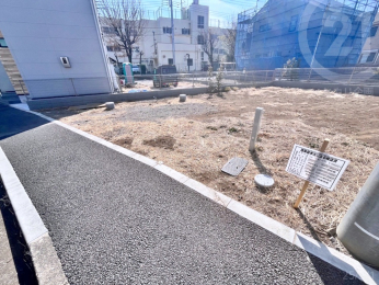  ＜6号区＞間口は広めです。
