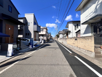  東側道路