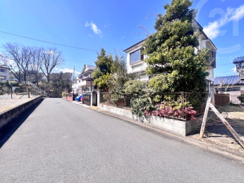  前面道路は幅員5Mございます。