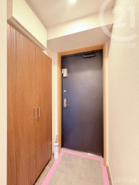  玄関／シューズボックス完備