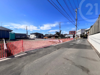  分譲地北側5M道路