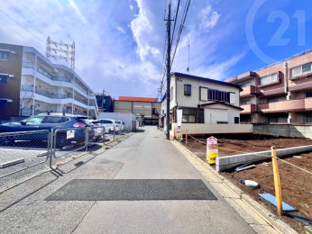  接道：南側約4M
