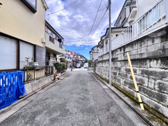  接道：南東　約4.2M私道