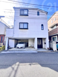  3階建て4LDK！