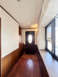 1階ホール（リフォーム前撮影）