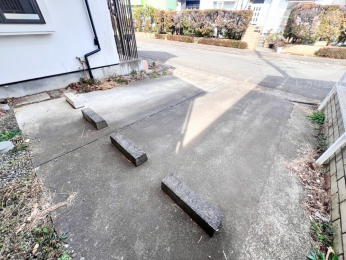  車止めあり