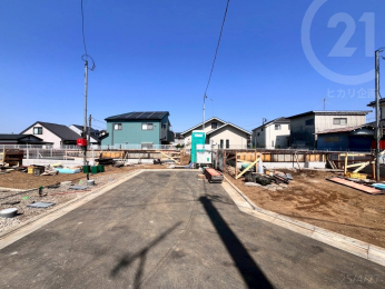  分譲地内には転回スペースや協定地があり、奥の区画も駐車がしやすそう。