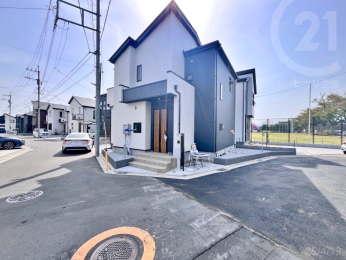 ＜外観＞北東角地です◎