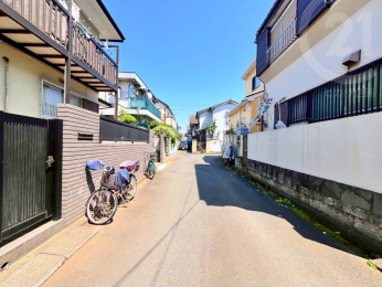  前面4.5M道路／「雷塚小学校」徒歩10分、「つみき保育園」徒歩9分など、教育・保育施設徒歩圏内♪