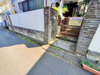  玄関付近