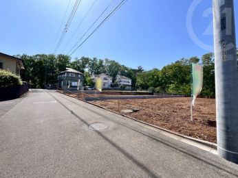  南東側道路　5M幅員　公道