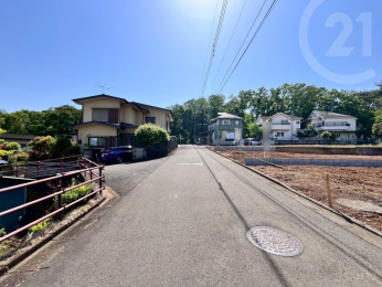  南東側道路　5M幅員　公道