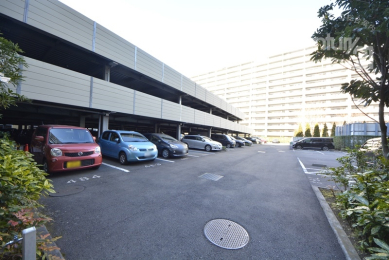  敷地内駐車場