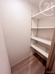  廊下収納