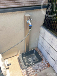  カースペースには外水栓あり。洗車も気軽にできます◎