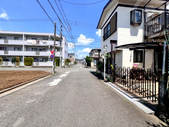  東側6M道路