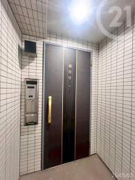  玄関ポーチ