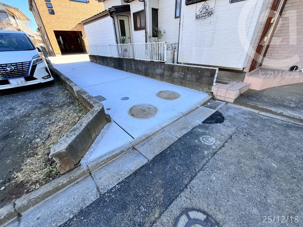  �~�n�͓��H�ז�3.18m�ʂ��Ă��܂��B���֑����H�n��~�n�̕��͖�2.5m�ł��B