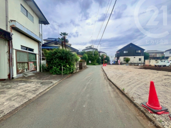  南西側道路