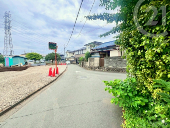  南西側道路