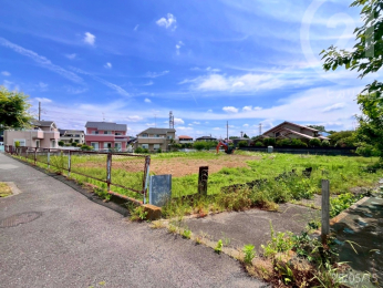  ＜着工前現地＞現場北西側より撮影。