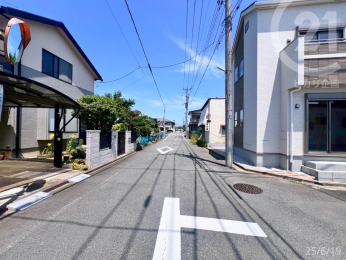  周辺は閑静な住宅街です。