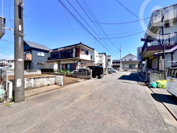  周辺は閑静な住宅街です。