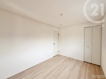  �y�m���E6���z