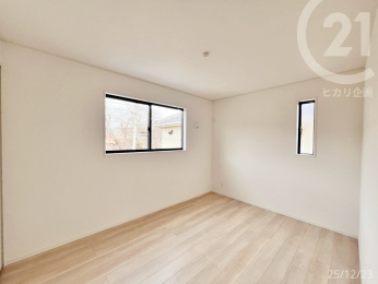  �y�m���E6���z