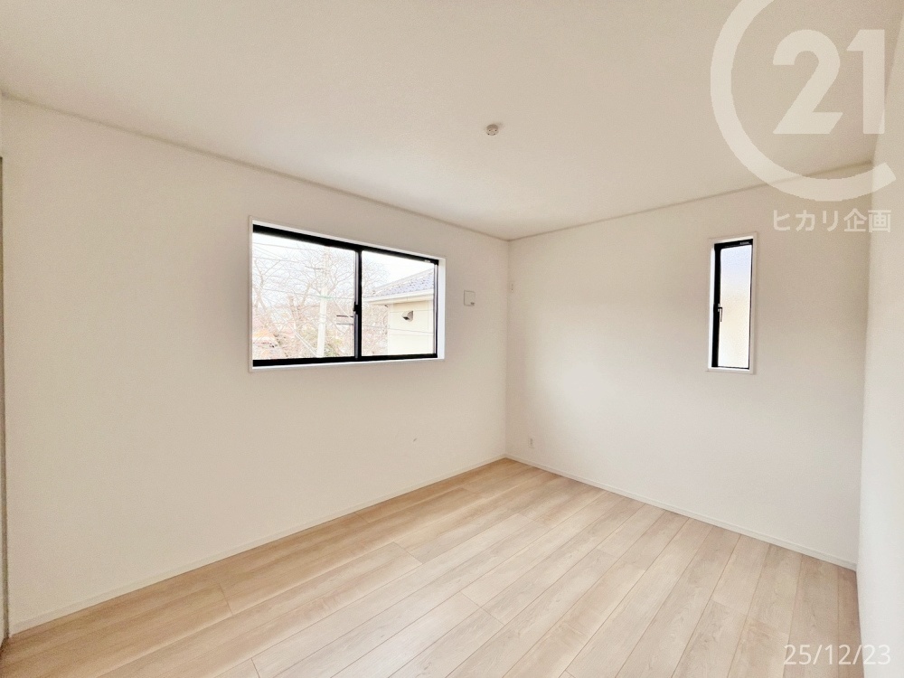  �y�m���E6���z