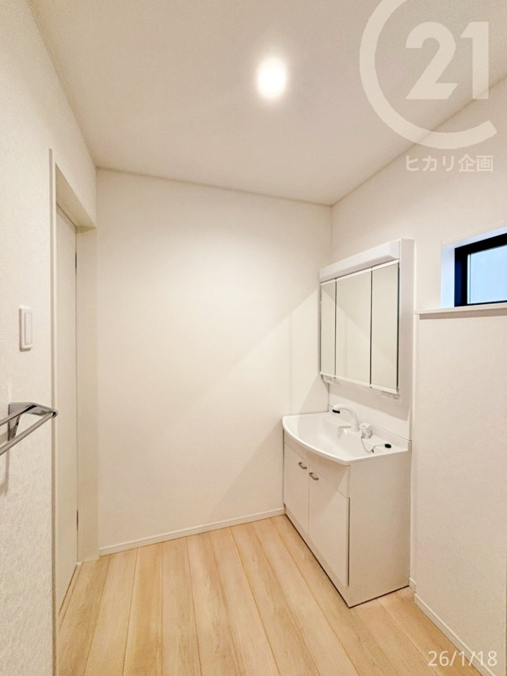  ���ʏ��@�L�b�`�����ɂ����ĉƎ��������~���Ă��󒲂��s���n��₷�����K�ł��B