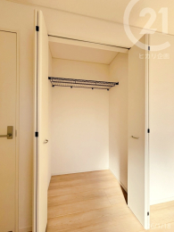  ����F�m��5���@�N���[�[�b�g������