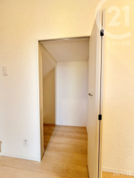  1F�z�[���@�X�g�b�N��Ƒ����ꂼ��̕����Еt���܂��􌺊֑O�ɂ���ƕ֗��Ȏ��[�B