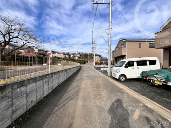  ����5M���H�^�k���ɂ͖�R�k�����̗΂�]�މ��₩�Ȋ�