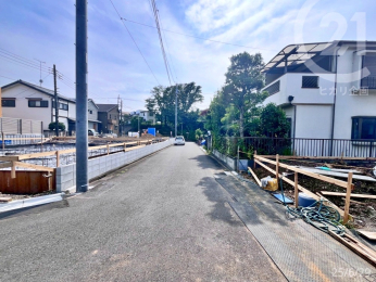  1～4号棟　北西側道路　幅員5M